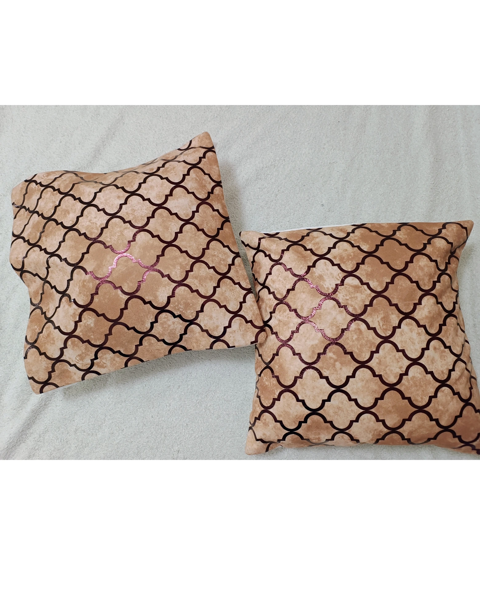 Set of 5 Elegant Cushion Covers with Geometric Pattern - Image 16